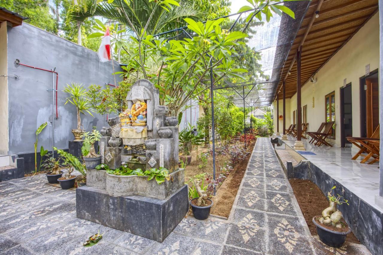 Ari La Casa Hotel Toyapakeh Exterior photo